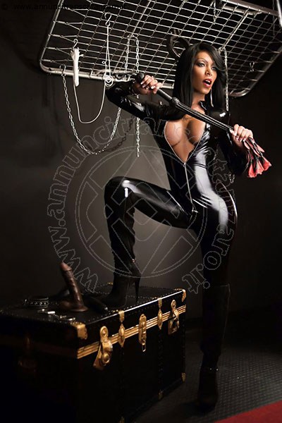 Foto Incontri Mistresstrans Padova Padrona Meg Castellani